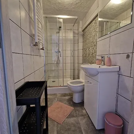 Stara Kuznia 招待所