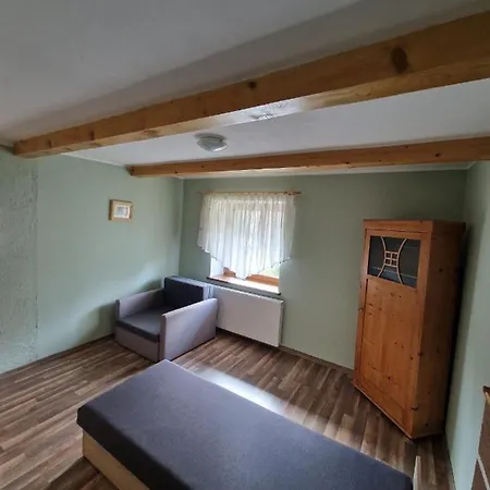 Stara Kuznia 招待所 3*