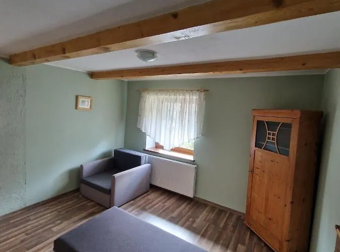 Stara Kuznia 게스트하우스 3*